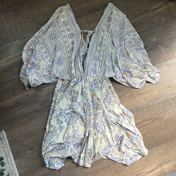 Mini dress - Picture 5 of 7